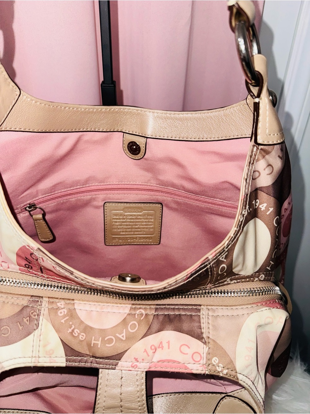 Coach Pink Brown Circle Logo Print Hobo Shoulder Bag Y2K - Picture 6 of 10